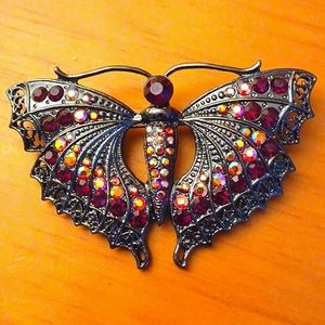 NWOT Sparkly, Classy Gunmetal colored Pin Brooch